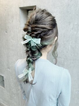 キキ(kiki) ヘアアレンジ_アッシュヘルシースタイル_kiki0082