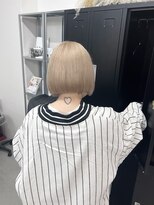 アイセ(I.se Eir TOKYO) ミルクティーベージュ/ケアブリーチ/ダブルカラー/髪質改善