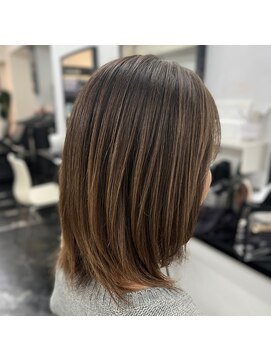 カラーラバー 学芸大学(COLOR LOVER) ハイライト無しの白髪ぼかし