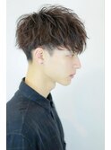 ショートレイヤー　無造作　マッシュ　刈り上げ