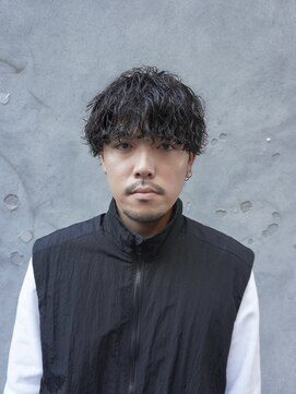 メンズグルーミングナンバーナイン(MEN'S GROOMING NUMBER NINE) 波巻きパーマ？かっこよかったらなんでもあり