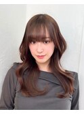 ぱっつん前髪×ナチュラルくびれミディ