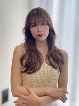 リス バイ ソヨン(Lis by SOYON) ロングミディアムレイヤーベージュカラー