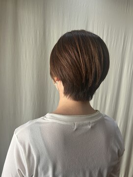 ココカラヘアー ニコ(cococara hair nico) センターパート/ハンサムショート/アッシュベージュ