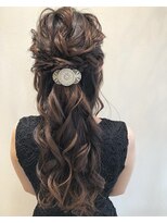 ノル(nol.)&nbsp;［toshi’sアレンジ］大人可愛いふわっとハーフアップ