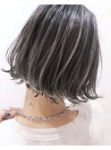 外国人風ボブ ハイライトバレイヤージュグラデ グレージュ