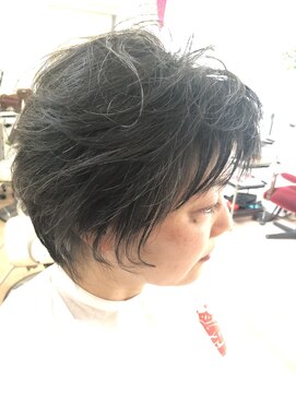 ヘアメイク アンティ 美！フォルムセミショートスタイル♪♪♪