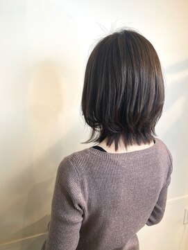 リプク(Rip-Ku18) 【四ツ橋】外ハネレイヤーボブ♪