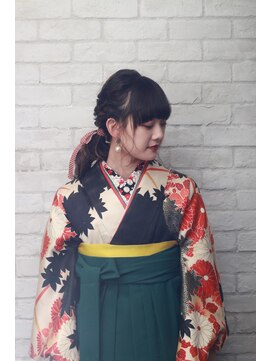 アコバイネオリーブ(aco by Neolive) 卒業式・袴着付け・ヘアアレンジ