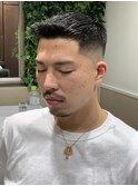 バーバースタイルスキンフェードサイドグラデーション
