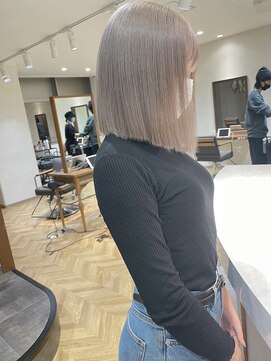 ロンド レア 天神大名店(Lond Le’a) ダブルカラー/インナーカラー/イヤリングカラー/ハイライト