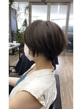 ヴィフ 大船(VIF) くびれショート/ショートカット/イルミナイルミナカラー/大船駅