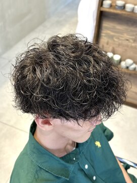 ダンク(DANK) 波巻きパーマ