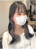 インナーカラーミルクティーベージュシルバーイヤリングカラー