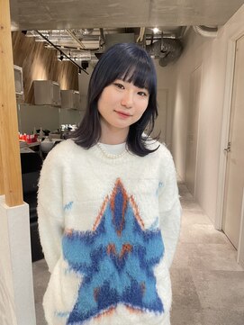 アイリー 名古屋(A/LEE) ブルーヘア／ボブ