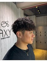 アクシー ヘアーアンドメイク(AXY HAIR&MAKE)&nbsp;ツイストスパイラルパーマ　刈り上げマッシュ　無造作　Ｕ２４