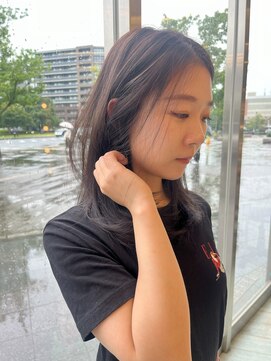 コワファースト 大分(COIFF1RST) ナチュラルミディアムスタイル