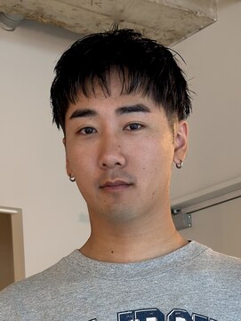 トッド(tod) フェザーパーマスパイキーショートツイストスパイラルパーマ眉毛