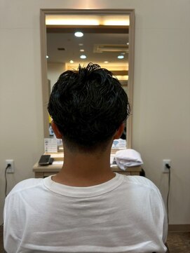 メンズカット/ブルーブラック/フェザーパーマ[千葉/千葉駅]