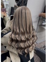 エミーバイモアムー(Emmie byMoremuu)&nbsp;【RYUKI】ホワイトミルクティー