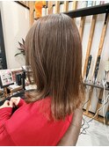 極細ハイライトで白髪ぼかし