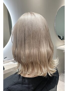 ソルノエル(SOL.noel) 【shuga】横浜/ブリーチ2回/ホワイトベージュ