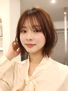 サンド ミュウ 横浜店(sand mieu) 【2027トレンド】耳かけも可愛い上品くびれボブ×ツヤ感ベージュ