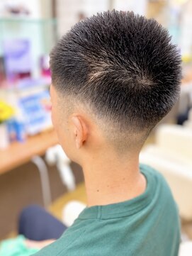 ヘアーメイク ツインズ(Hair Make TWINS) 清潔感MAX★大人のメンズフェード