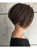 カイラ(KAILA)&nbsp;【KAILA】高野 センターパート ハイライト ハンサムミニマムボブ