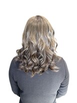 アヤナ バイ アヤラ(ayana by ayala)&nbsp;外国人風カラー　〈浦安　新浦安　葛西　南行徳〉