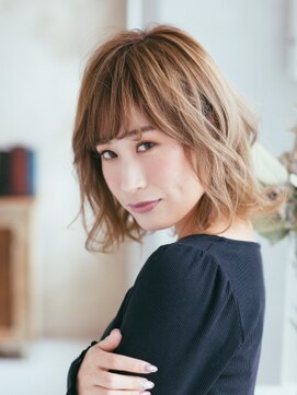 ディバイン ティエドゥール お花茶屋(divine tiedeur) 可愛いアッシュカラー×ふんわりカール