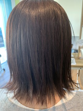 ラバフロー 小野原店(LAVA FLOW) 外ハネワンレングス