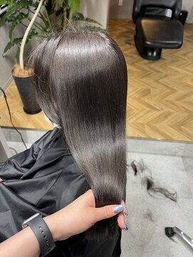 ボタン ハカタ(VOTAN hakata) 【ろみおstyle】髪に合うトリートメントでツヤ髪ゲット！