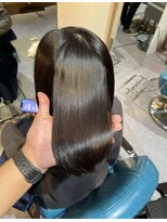 リラエ(Lyrae)&nbsp;縮毛矯正/髪質改善/美髪カラー/トリートメント【大阪/西梅田】