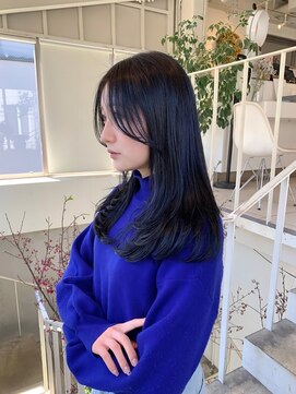 アクアオモテサンドウ(ACQUA omotesando) ◇暗髪×前髪無しレイヤーカット