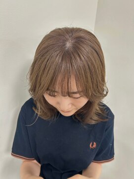 ビーグレイス 美濃加茂店(be Grace) アッシュベージュ×20代かろやかミディ