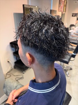 イズ(iss) ハードツイストスパイラルパーマ