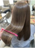 【zina新宿 浅尾優佳】アッシュベージュ×艶髪