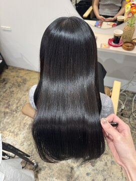 ユッカ 梅田(YUCCA) 【 YUCCA 】大人可愛い10代20代30代ロング/縮毛矯正