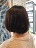 マットブラウン×前下がりボブ♪