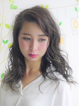 トモズヘアデザイン(Tomo's Hair Design)の写真/【大和駅3分☆】パーマで可愛くイメチェン♪濃密トリートメントを合わせて《ダメージレスデジパ》が可能!!