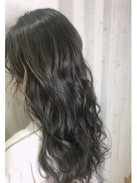 ヘッド トゥ ヘッド(head to head) コントラストハイライト