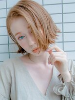 切りっぱなしボブ　クリアベージュ