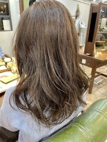 【重山】お客様スタイル。グレージュウエーブ
