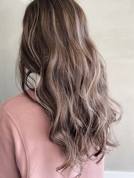 シャンプー 本店(SHAMPOO) 春カラーピンクベージュ/ 無造作ウェーブ/ハイライトカラー