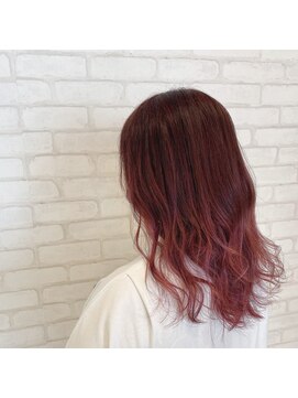 ビス リアン 川口店(Vis lien) グラデーションカラー/レッドピンク/派手髪/ハイトーン/
