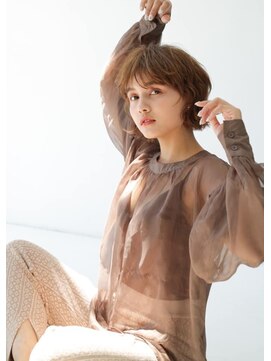 フェリア 梅田(FERIA) 【梅田・茶屋町】大人かわいいヘア×カーキグレージュ