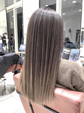 クアトログランシュ ひたちなか店(QUATRO×GranCieux) エアタッチバレイヤージュ×ナチュラルベージュ