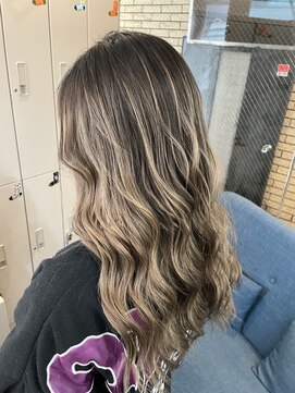 ラフ 難波店(LAFF) #黒髪#ボブルフ#ネビージュ#小顔#ワンレン