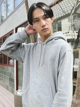 ヤド 原宿(YADO) センターパート/センターパートパーマ/センター分け